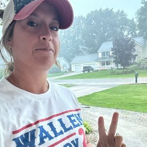 Meet your Posher, Leann